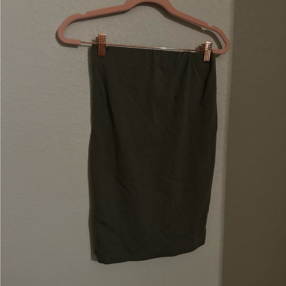 Pencil skirt